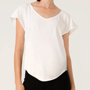 Ann Taylor Ivory Flutter Cap Sleeve V Neck T Shirt Size S